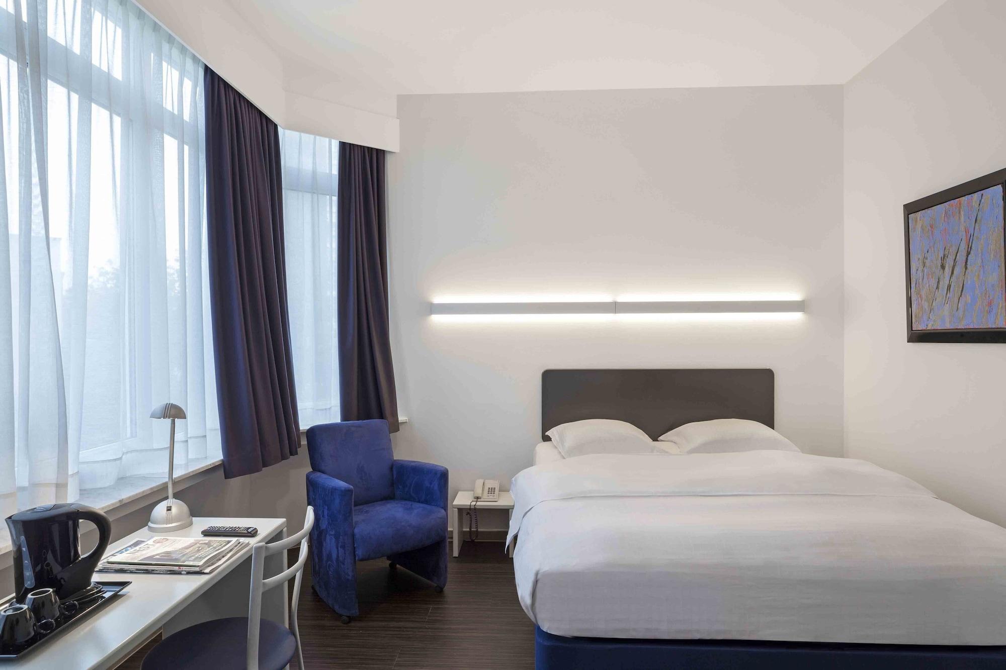 Hotel Argus By Happyculture Saint-Gilles Екстериор снимка